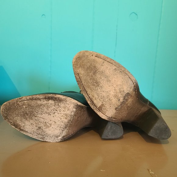 Rare Frye Ilana Deco Black Studded - Size 10 - Picture 9 of 9